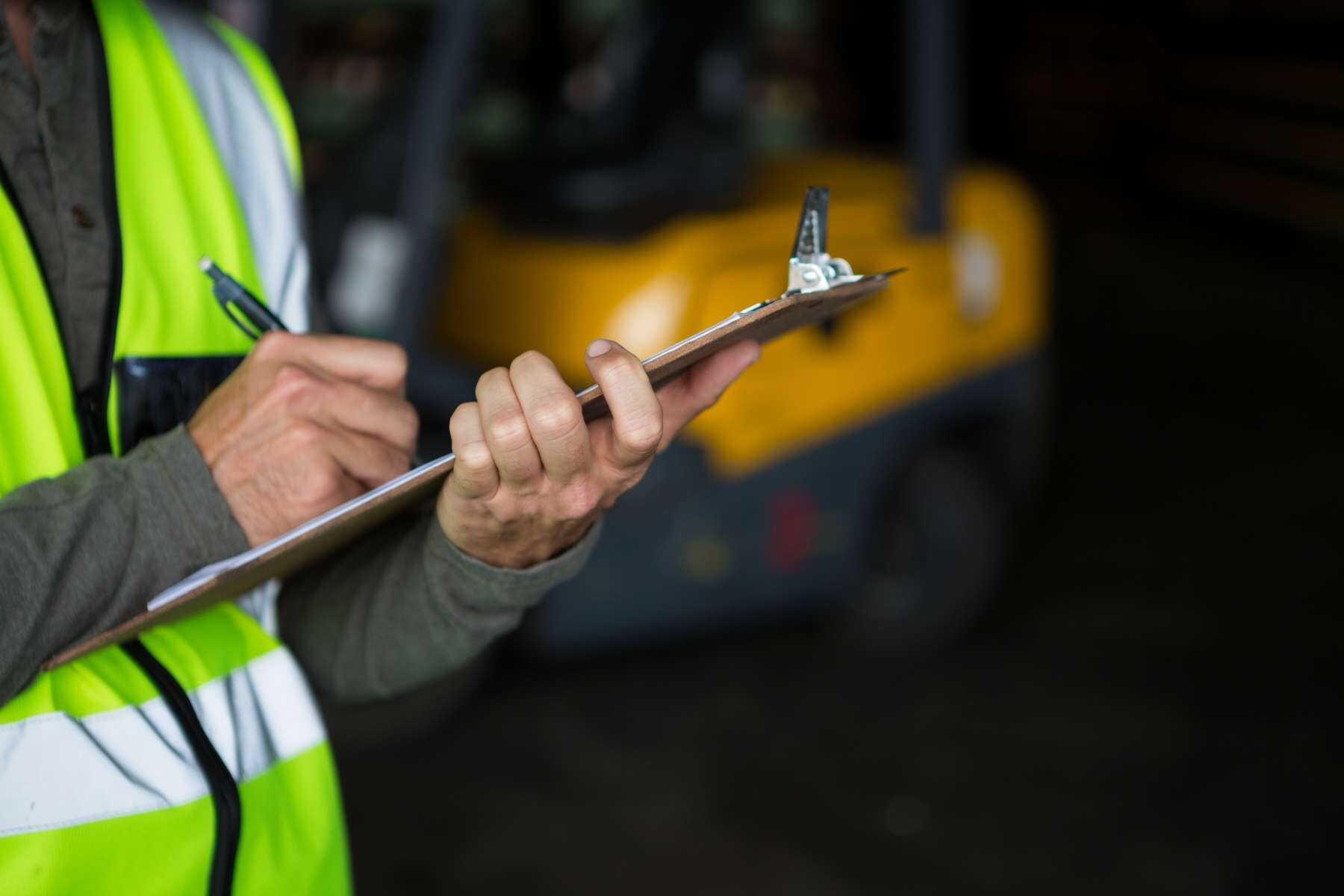 ANSI & OSHA Guidelines for Boom Lifts