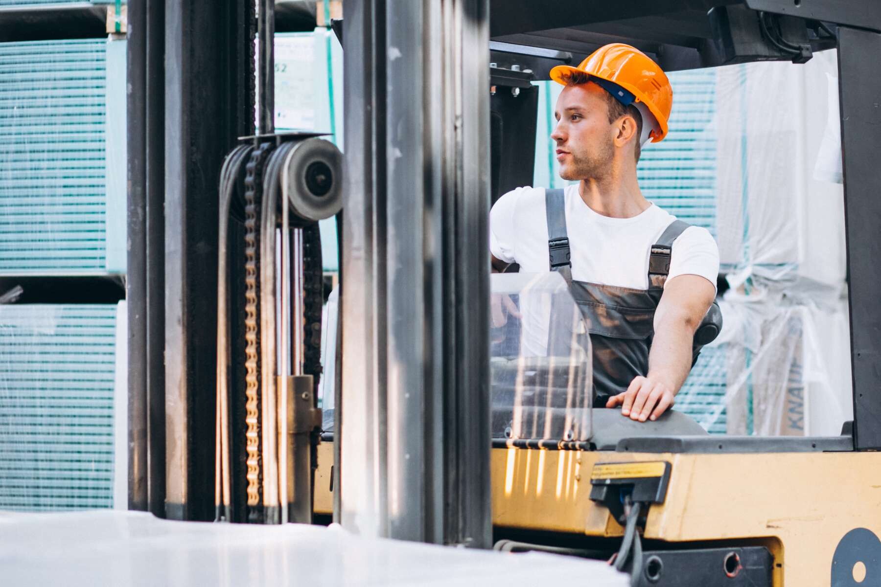5 Key Benefits of ManLift Equipment