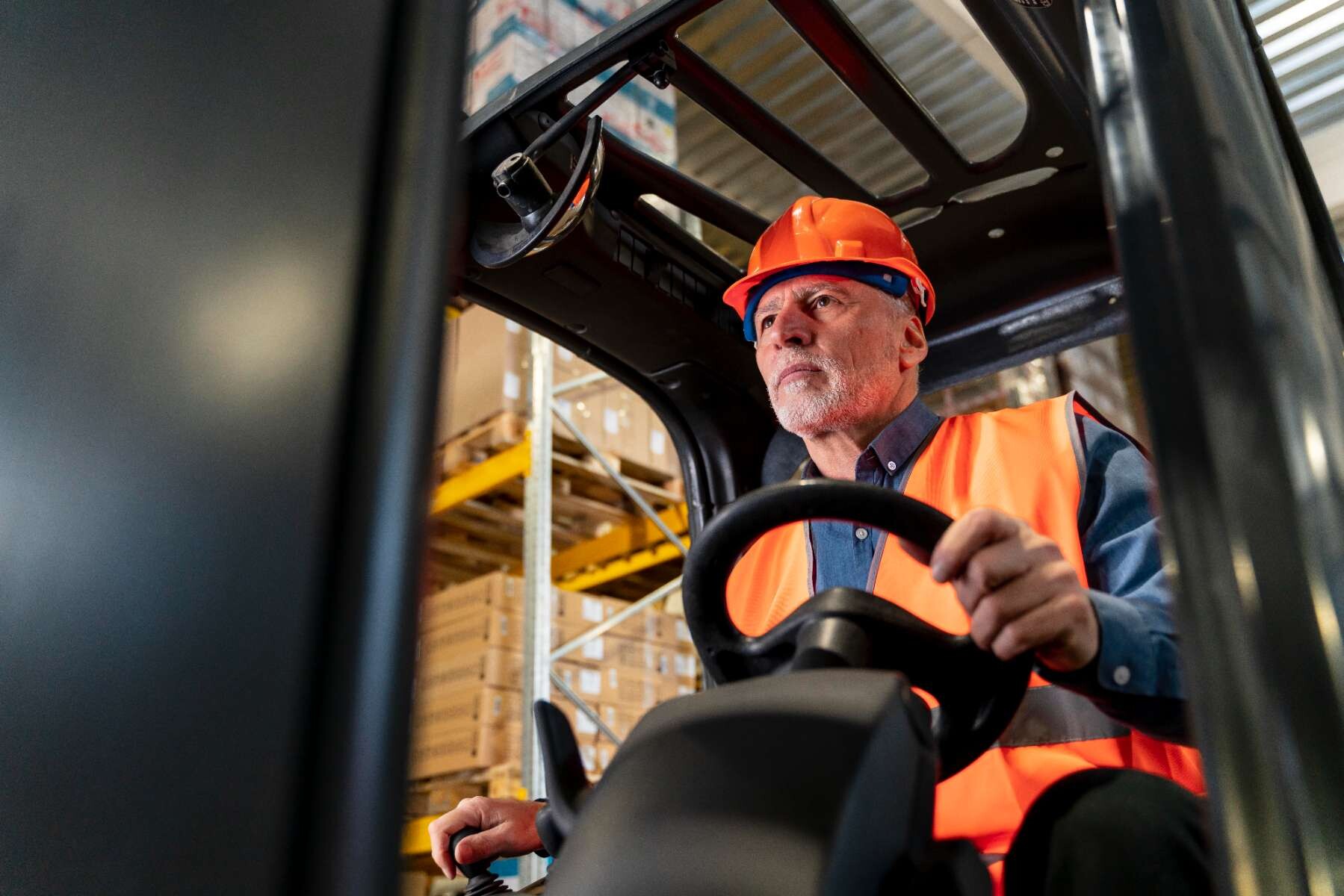 What Boom Lift Size Do You Need? Factors Based on Job Site Requirements