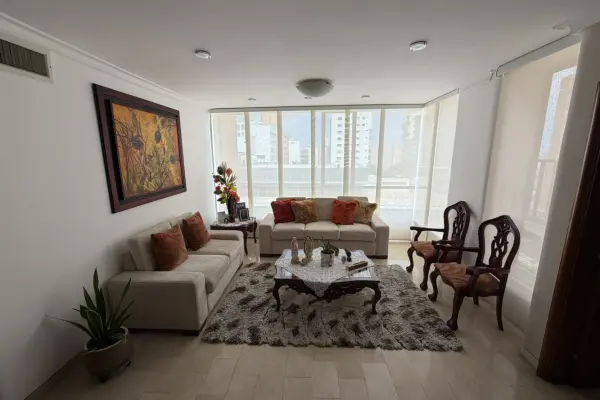 Apartamento en venta en El Golf, Barranquilla-180 metros