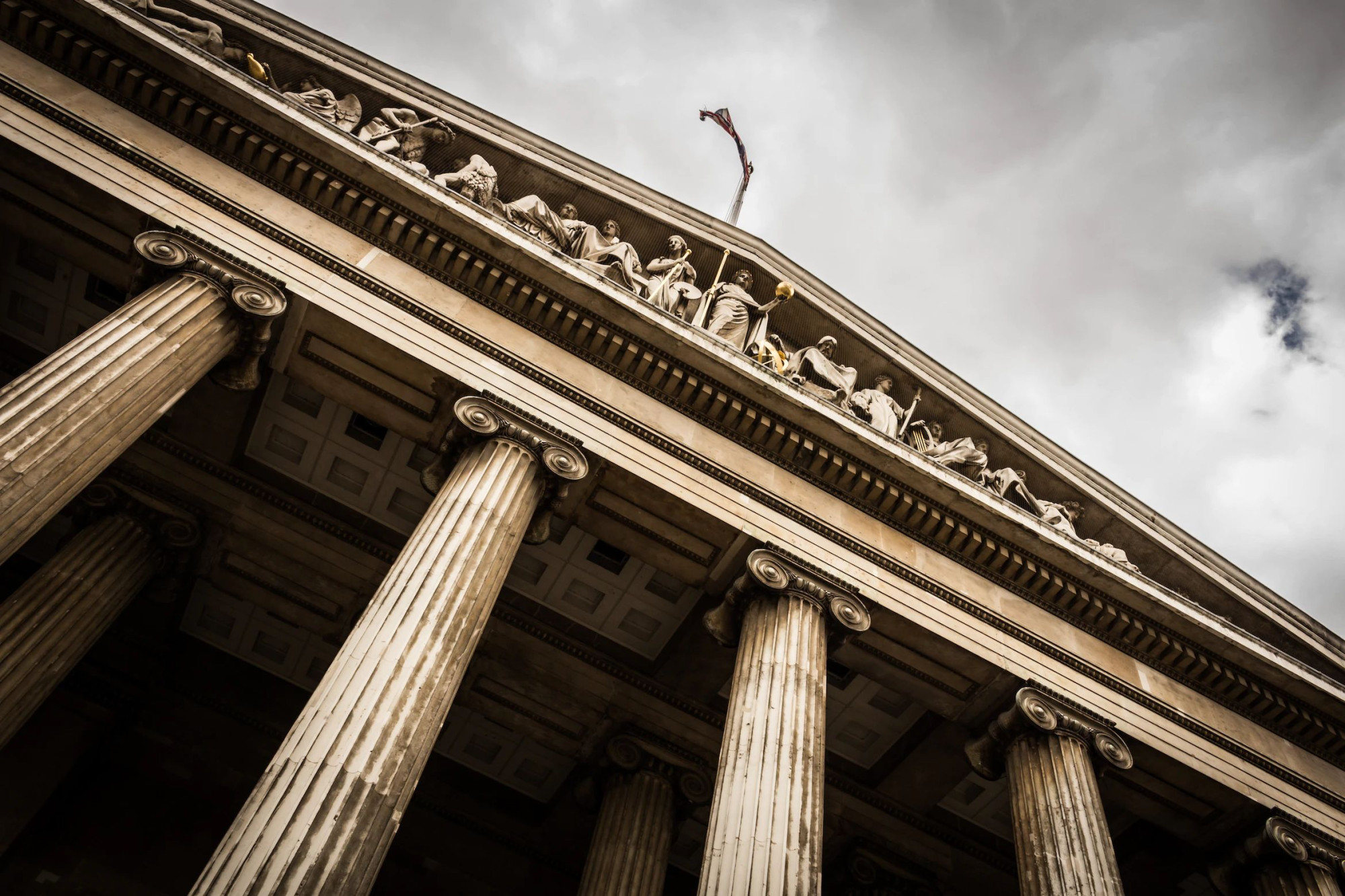 Asesoría Jurídica y Estrategia Legal Corporativa